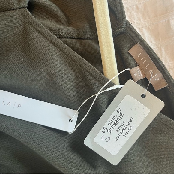 Women LILLA P Short Sleeve Short Tunic Belted Dress - Picture 3 of 3